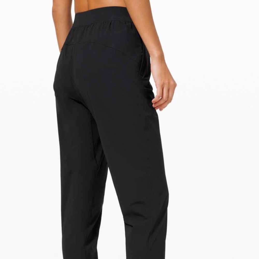Lululemon Adapted State Jogger Black High Rise Zip Cuff Running Pants Size 6